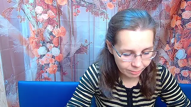 DaisyEdit online show from 11-30-25, 06:14