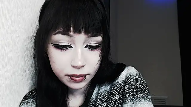 Lucyy666 online show from 12-18-25, 12:20