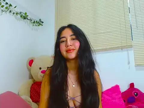 Snapshot of SiennaLorens chatting on 02-26-26, 02:17 SiennaLorens online show from 02-26-26, 02:17