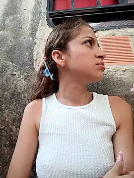 Vanneskk online show from 03-18-26, 07:37