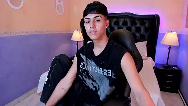 Ethan Jamees online show from 02-24-26, 07:37