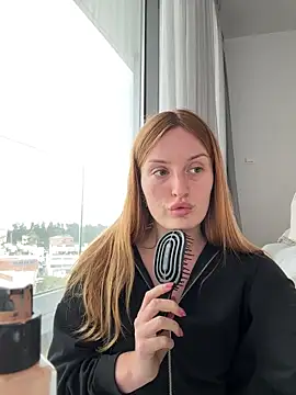 madlynginger online show from 02-25-26, 01:33