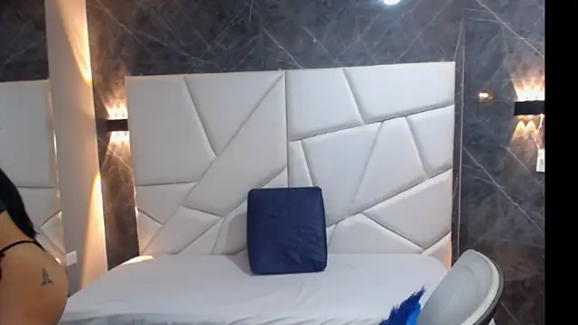 Snapshot of idk_24_ chatting on 02-27-26, 11:26 idk 24 online show from 02-27-26, 11:26