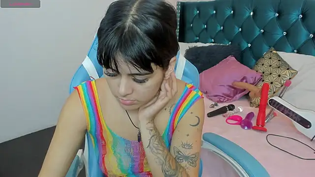 Snapshot of Valery_jame chatting on 06-29-26, 07:57 Valery jame online show from 06-29-26, 07:57