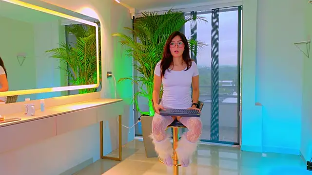 Mia Cullen online show from 01-14-26, 11:58