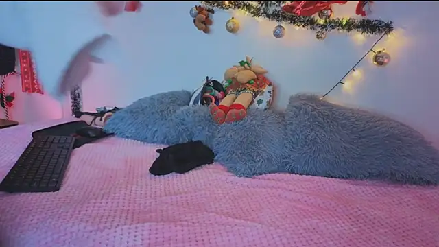 MarillynMorgan online show from 12-18-25, 02:10