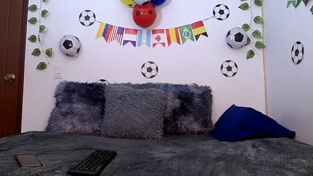 MarillynMorgan online show from 07-05-26, 01:07