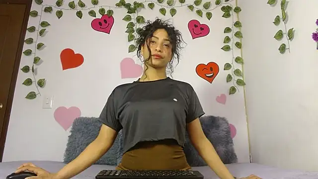 MarillynMorgan online show from 06-12-26, 04:16