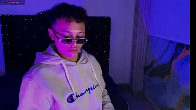 thian blakee online show from 12-02-25, 03:30