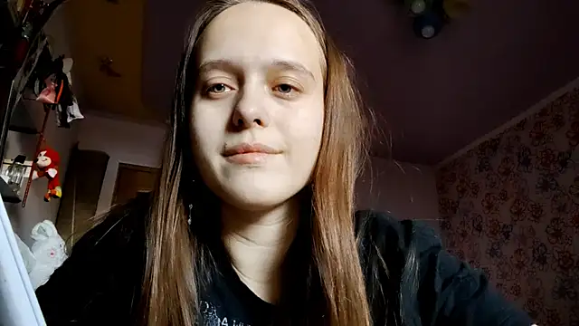 SophieHazely online show from 12-16-25, 06:06