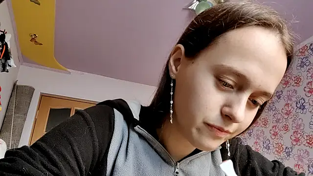 SophieHazely online show from 12-05-25, 01:27