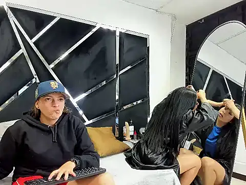 Alyssa Noah online show from 03-21-26, 03:41