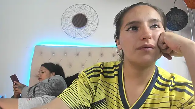 sharon and sharit online show from 12-22-25, 04:12