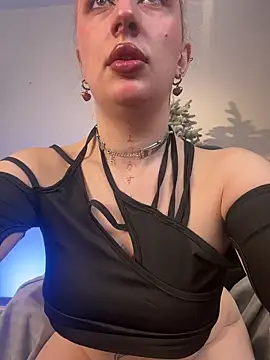 Helga vibe online show from 12-15-25, 06:08