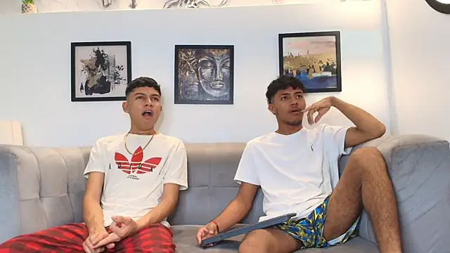 Snapshot of COUPLES_BOYS chatting on 02-14-26, 01:39 COUPLES BOYS online show from 02-14-26, 01:39