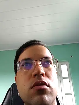 Snapshot of Silvakkfitk chatting on 02-06-26, 11:06 Silvakkfitk online show from 02-06-26, 11:06