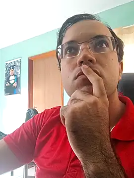 Snapshot of Silvakkfitk chatting on 03-29-26, 11:23 Silvakkfitk online show from 03-29-26, 11:23