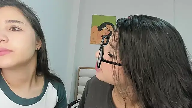 ROUS SWEET  online show from 04-25-26, 06:49