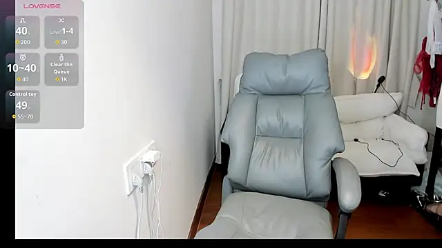 linlinjiang33 online show from 04-16-26, 02:56