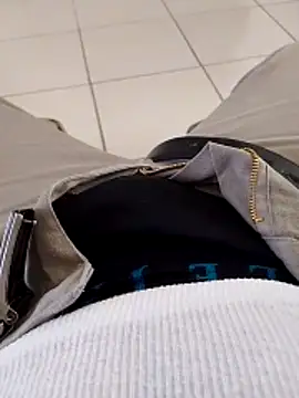 cristian112090 online show from 11-20-25, 05:57