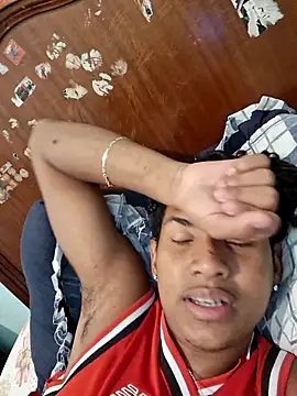 nvh18Aklzim online show from 04-03-26, 05:03