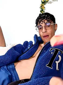 2 milo verus 4 online show from 01-06-26, 10:36