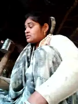 Snapshot of Ranjna_bhabi chatting on 01-09-26, 04:08 Ranjna bhabi online show from 01-09-26, 04:08