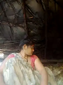 Snapshot of Ranjna_bhabi chatting on 12-17-25, 03:11 Ranjna bhabi online show from 12-17-25, 03:11