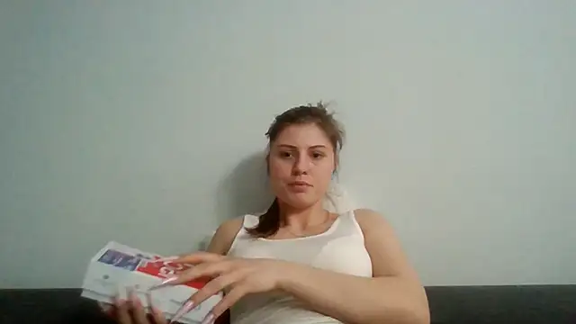 Snapshot of Devil_Maiden chatting on 04-09-26, 02:45 Devil Maiden online show from 04-09-26, 02:45