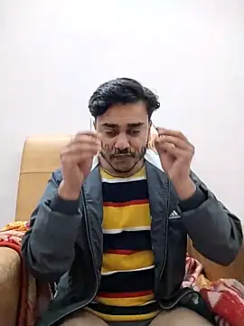 samnick4321 online show from 12-18-25, 05:39