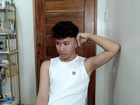 asiantwink0000 online show from 12-15-25, 02:39