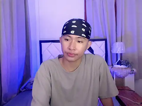 asiantwink0000 online show from 02-26-26, 08:47