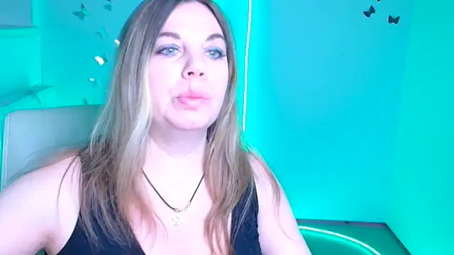 Snapshot of Amanda_Swannn chatting on 01-07-26, 06:51 Amanda Swannn online show from 01-07-26, 06:51