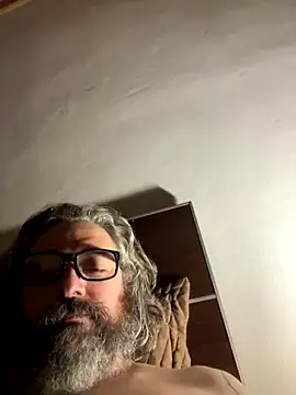 Snapshot of maxxporong chatting on 12-04-25, 01:37 maxxporong online show from 12-04-25, 01:37