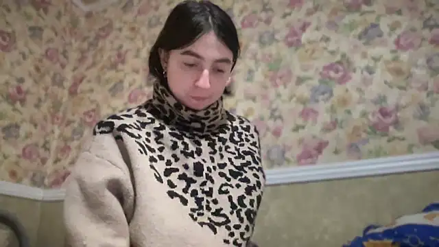 Aphr0ditee online show from 04-12-26, 03:15