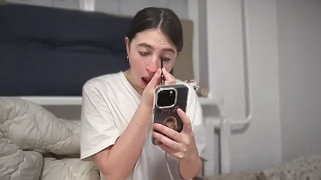 Aphr0ditee online show from 03-11-26, 07:30