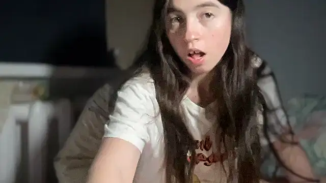 Snapshot of Aphr0ditee chatting on 02-11-26, 10:09 Aphr0ditee online show from 02-11-26, 10:09