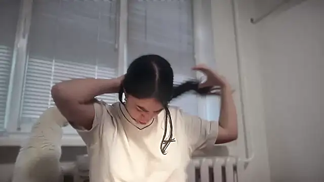 Aphr0ditee online show from 04-07-26, 08:05