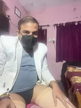 Saxymood1111 online show from 12-20-25, 04:21