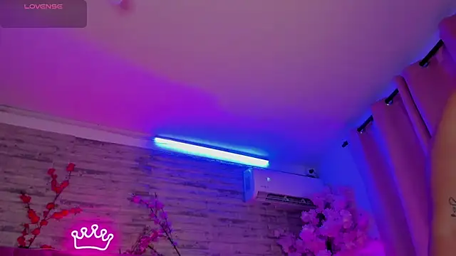 MoliBunny online show from 04-24-26, 08:38