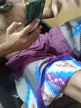 Snapshot of smgrtamil chatting on 12-21-25, 08:16 smgrtamil online show from 12-21-25, 08:16