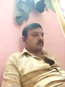 Snapshot of smgrtamil chatting on 11-27-25, 04:40 smgrtamil online show from 11-27-25, 04:40