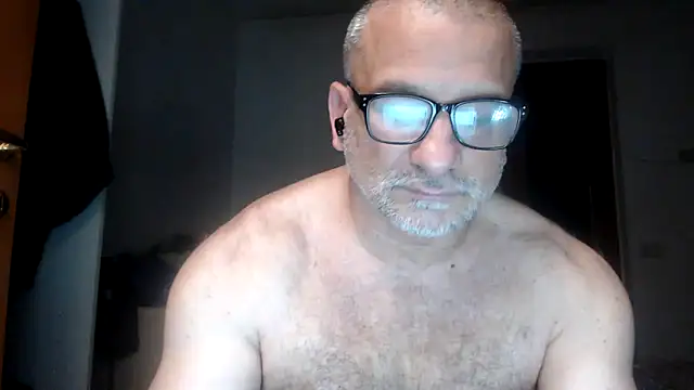 Snapshot of Mauro7788 chatting on 06-13-26, 01:25 Mauro7788 online show from 06-13-26, 01:25