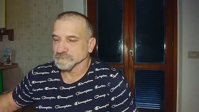 Mauro7788 online show from 12-19-25, 12:07