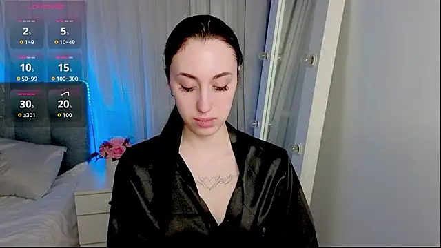 Snapshot of Miss__Linn chatting on 02-10-26, 02:16 Miss Linn online show from 02-10-26, 02:16