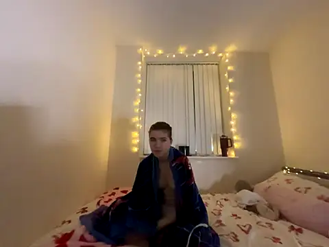 lucyx xx online show from 12-04-25, 06:07