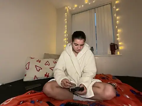 lucyx xx online show from 12-03-25, 04:28