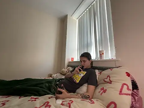 lucyx xx online show from 02-24-26, 04:08