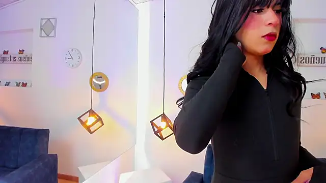 Hot Darliing online show from 11-29-25, 01:55