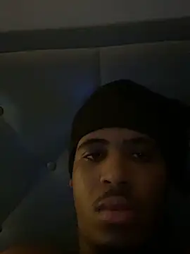 Snapshot of JayyMar0 chatting on 12-03-25, 05:45 JayyMar0 online show from 12-03-25, 05:45